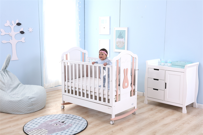 Fitti Series 4 Baby Cot With Swing