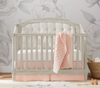 Comfortable Baby Crib with Solid Wood for Kid Bed Room Furniture